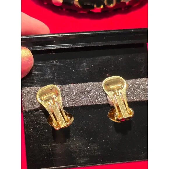 Kenneth Jay Lane Gold & Black Celestial Design Clip‎ Earrings & Bracelet Jewelry - Picture 3 of 4